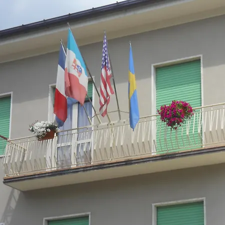 Szálloda Belvedere 2*