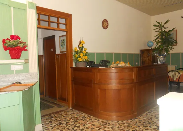 Hotell Albergo Belvedere 2*